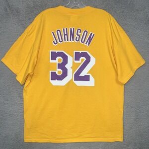 VTG Majestic Magic Johnson T Shirt Men XL Yellow Hardwood Classic Lakers #32 Tee